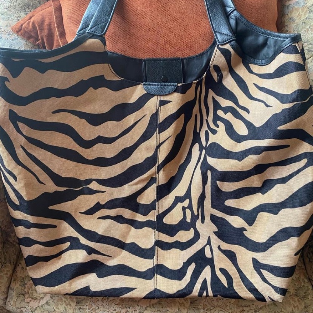 Tiger Print Purse